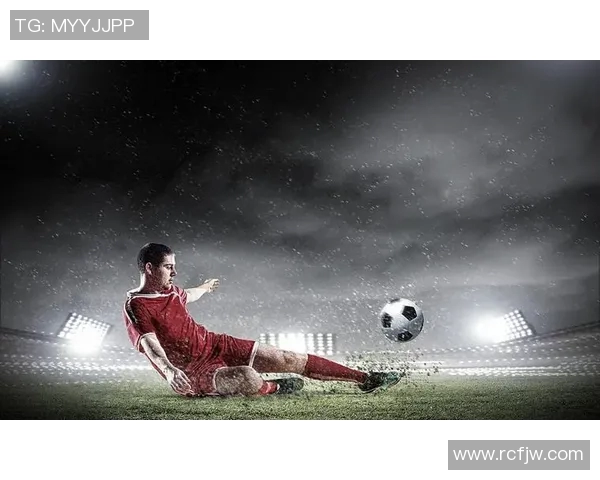 足球明星面部特写高清图片集锦展现球场风采与个人魅力